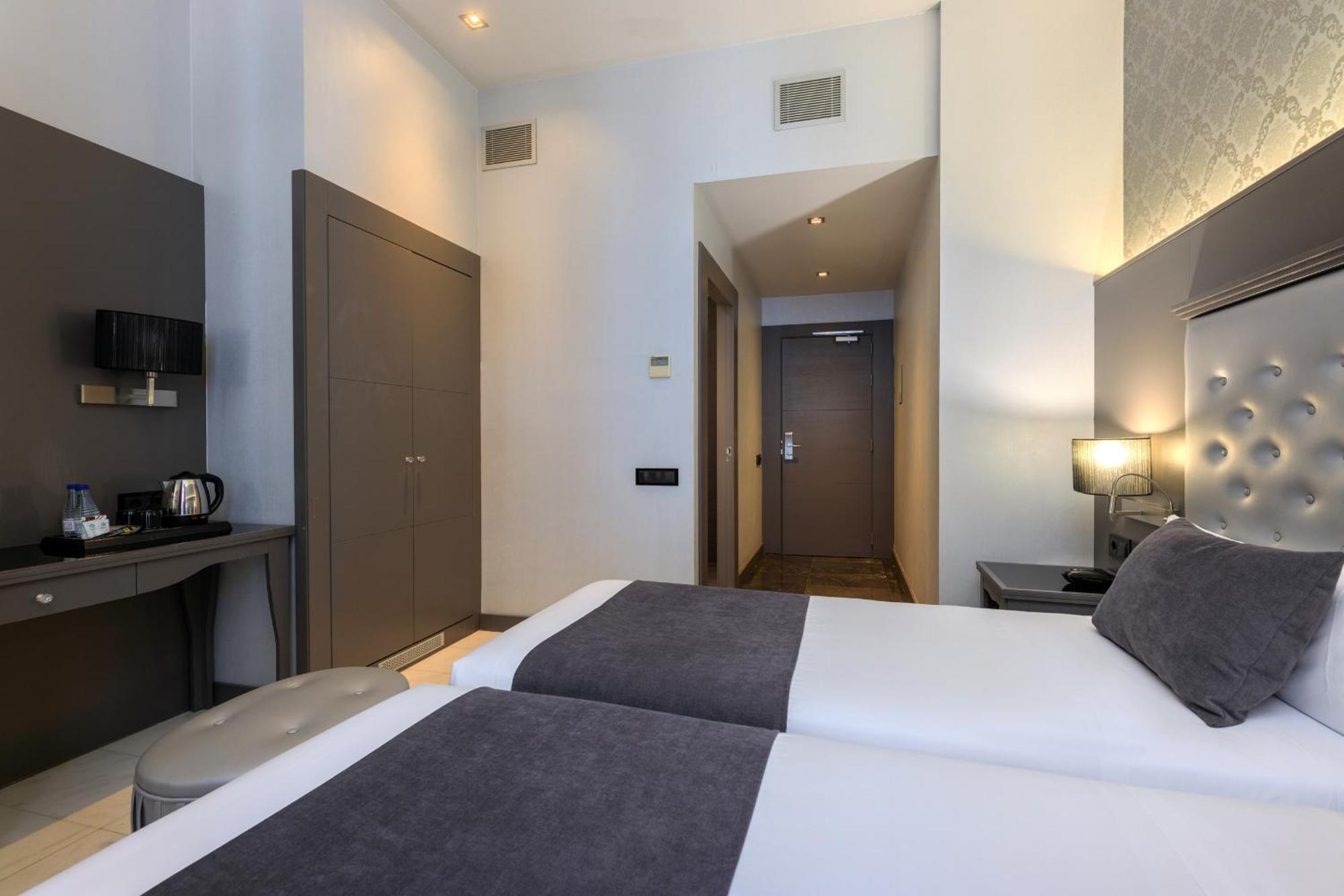 Hotel Ciutadella Barcelona Ngoại thất bức ảnh